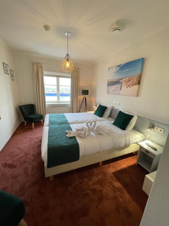Havenhotel At Sea Texel Oudeschild Екстер'єр фото