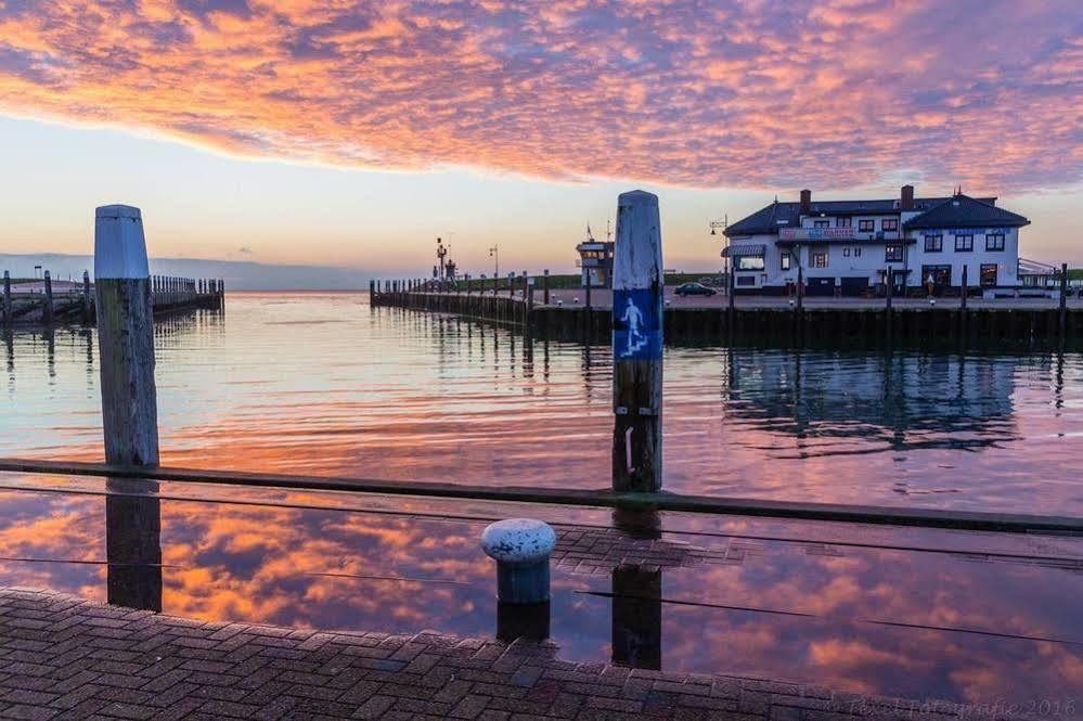 Havenhotel At Sea Texel Oudeschild Екстер'єр фото