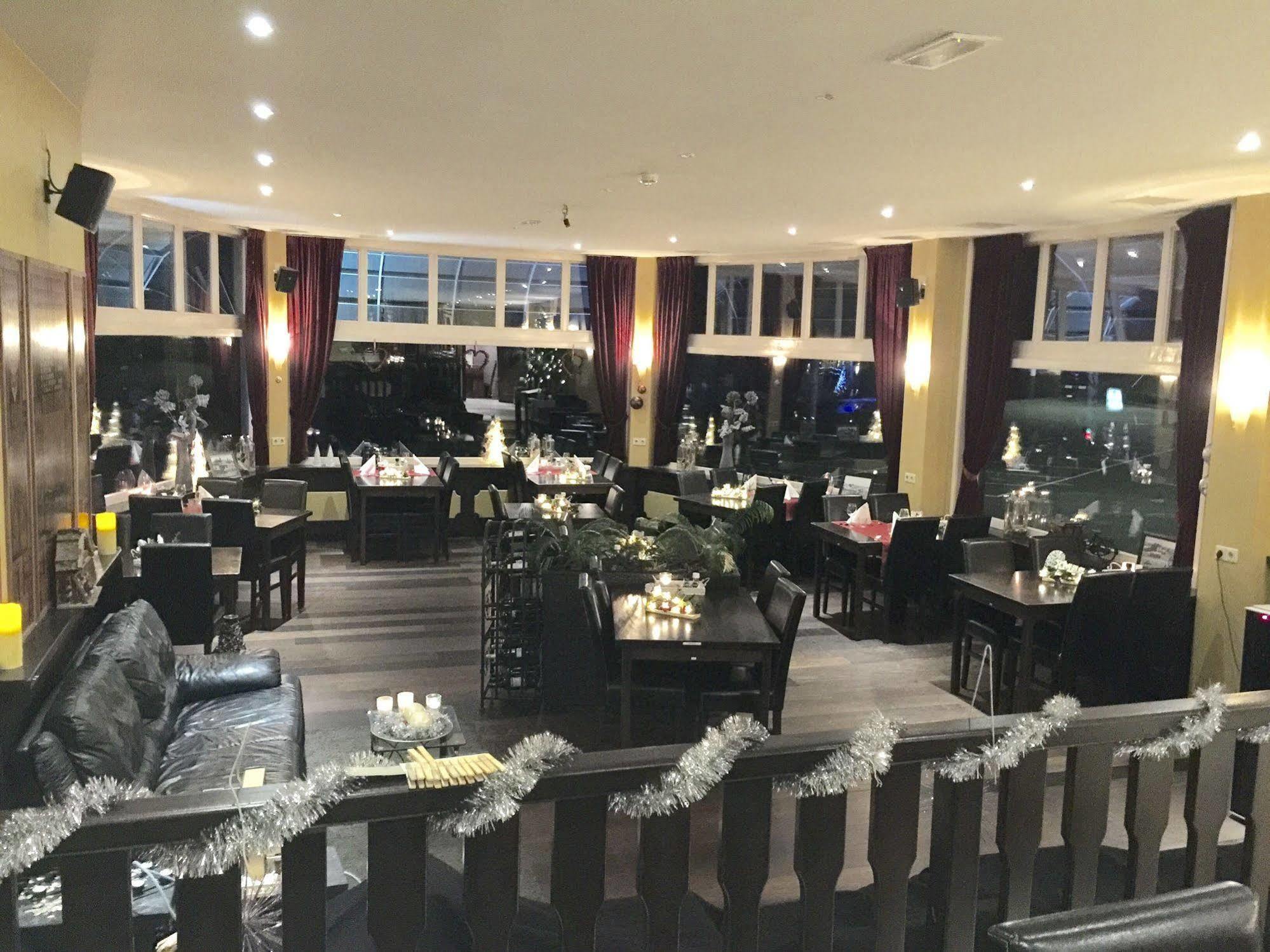 Havenhotel At Sea Texel Oudeschild Екстер'єр фото