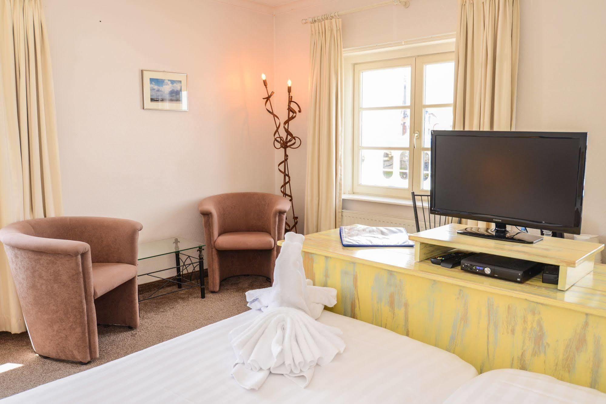 Havenhotel At Sea Texel Oudeschild Екстер'єр фото